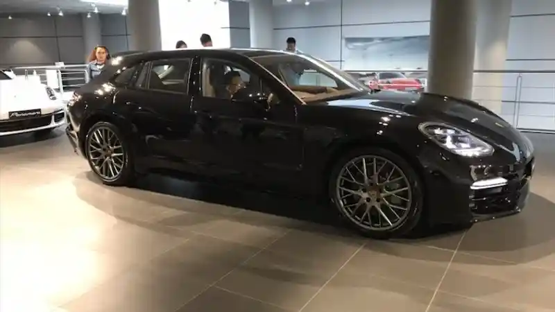 Foto - GALERI: Porsche Panamera 4S Sport Tourismo (20 FOTO)