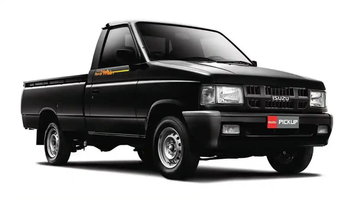 Foto - Punya Kenangan Bersama Isuzu Panther? Tengok Sejarahnya di Indonesia
