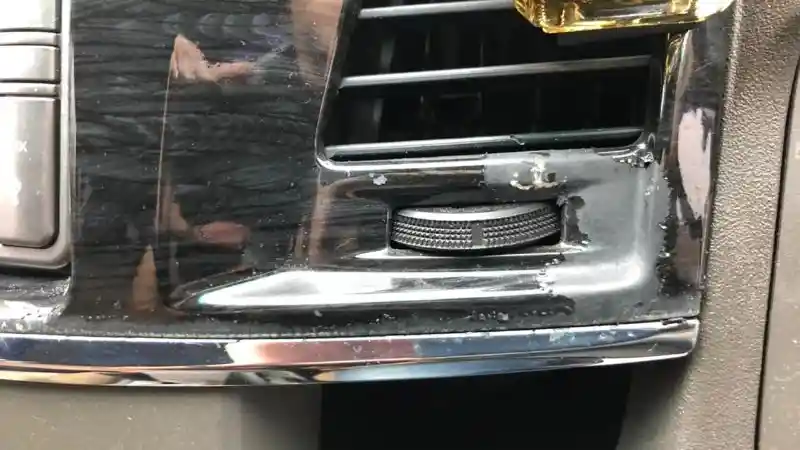 Foto - Selain Memberikan Aroma Di Kabin, Parfum Cair Ternyata Ada Efek Sampingnya