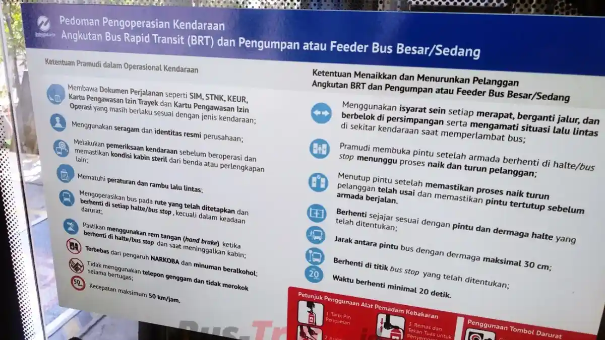 Foto - Transjakarta Pakai Teknologi Digital Buat Pelayanan, Cek Rute Dan Layanan Customer