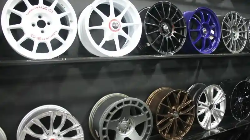 Foto - Pilah-pilih Pelek Agar Mobil Tampak Lebih Sporty