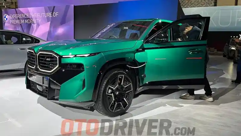Berita - BMW Luncurkan 4 Model Baru Sekaligus