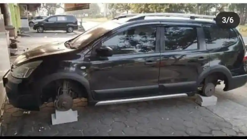 Foto - Marak Pencurian Pelek dan Ban, Ini Cara Mencegahnya