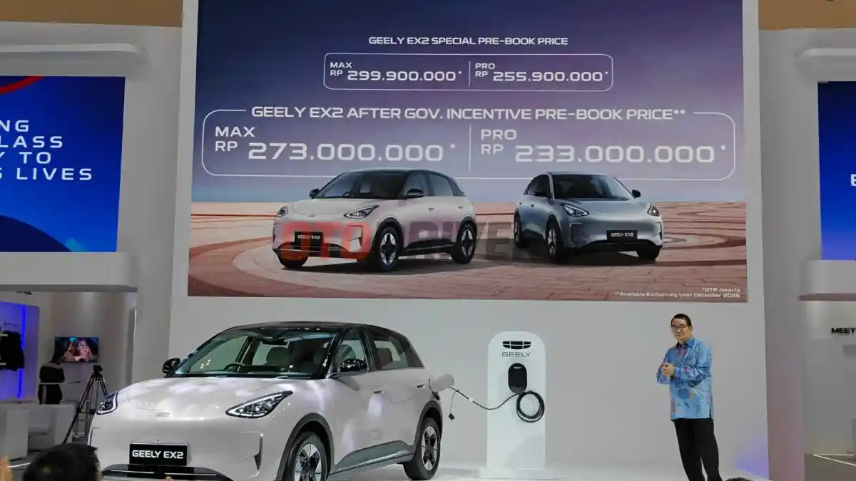 Berita - Geely Umumkan Harga Resmi EX2 di GJAW 2025, Mulai Rp 233 Juta