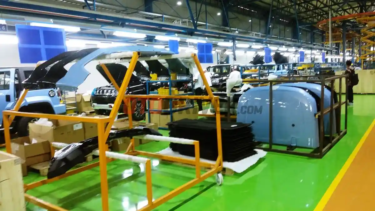 Foto - Mulai 1 Januari 2026 Tiongkok Perketat Ekspor Mobkas Nol Kilometer