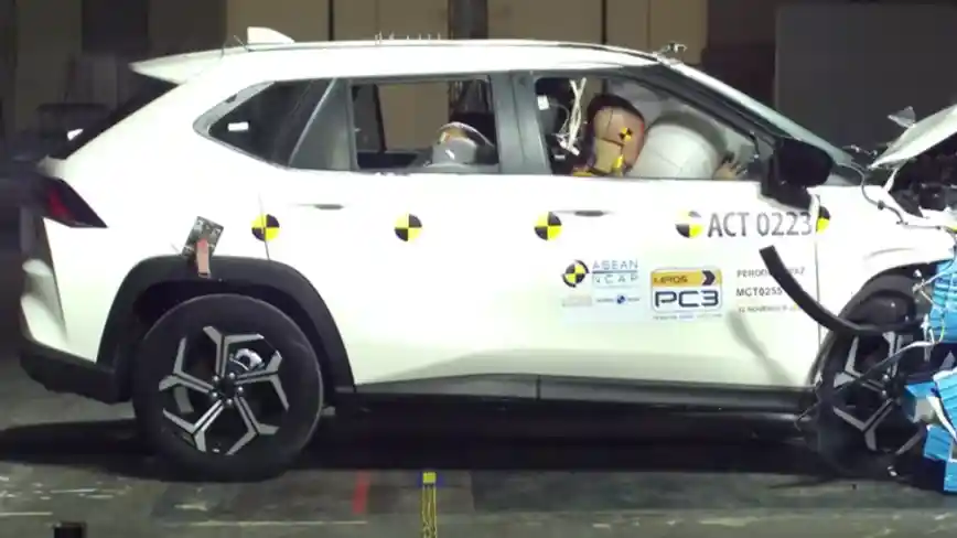 Foto - VIDEO: Crash Test Perodua Trez, Kembaran Yaris Cross (ASEAN NCAP)