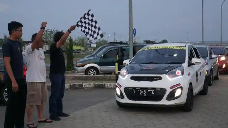 Foto - Komunitas Kia Picanto Berhasil Rayakan Hari Jadinya yang Ke 14 Tahun