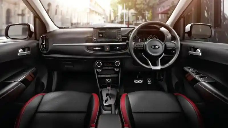 Foto - Komparasi Spek Kia Picanto VS Suzuki Ignis