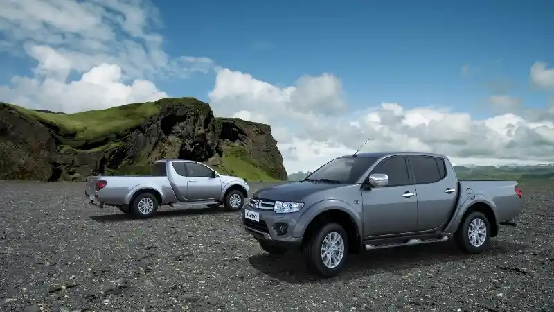 Foto - Kilas Sejarah Double Cabin Mitsubishi Triton