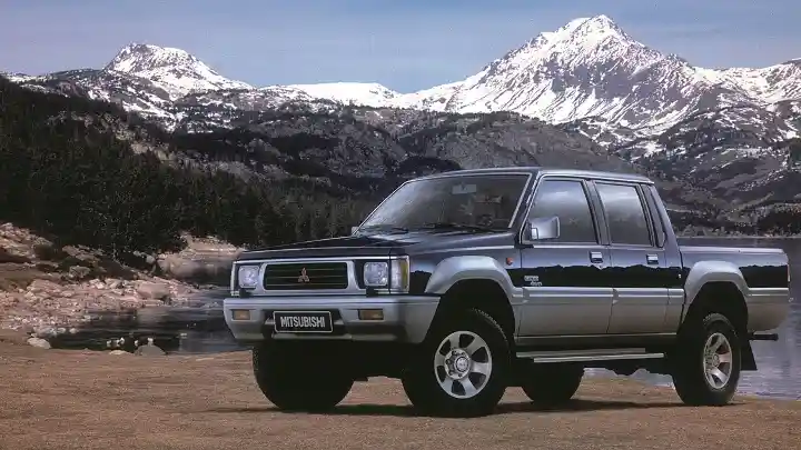 Berita - Kilas Sejarah Double Cabin Mitsubishi Triton