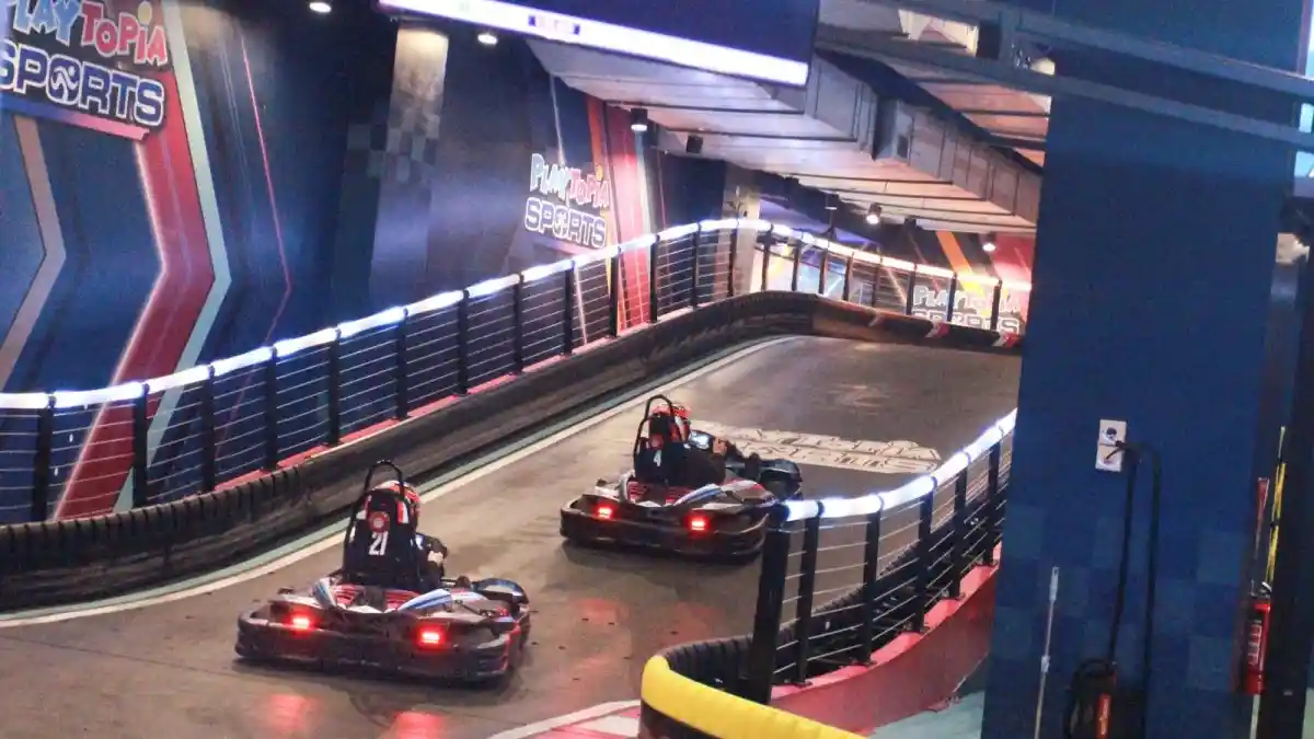 Foto - Playtopia Sport Resmikan Gokart Berkecepatan Hingga 85 Km/Jam di Lippo Mall Puri