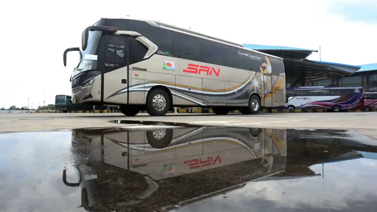Bus - PO SAN Rayakan HUT Beri Diskon Tiket, Doorprize, Sampai Servis Makan Gratis