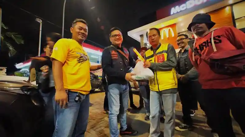 Berita - Kikis Kesan Arogan, Komunitas Pajero Sport Jawa Tengah Lakukan ini