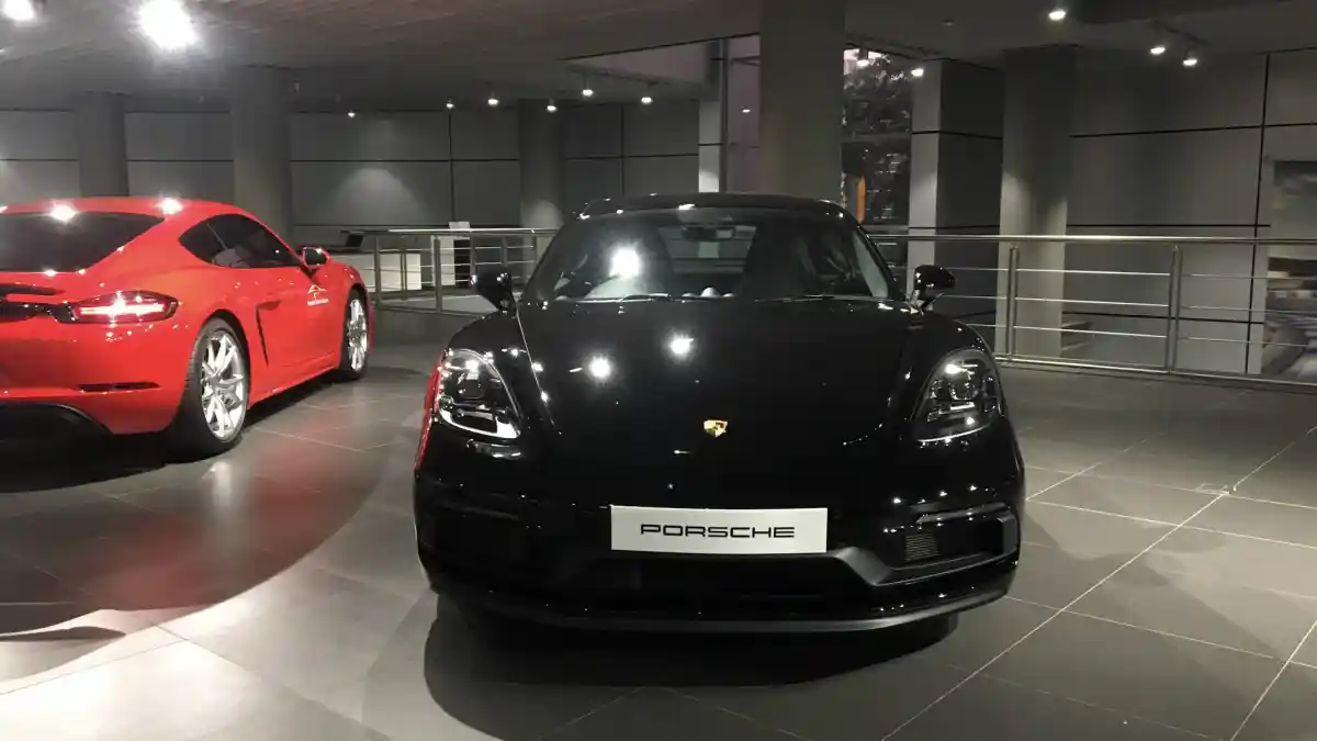 Berita - GALERI FOTO: Porsche 718 Cayman GTS (16 Foto)