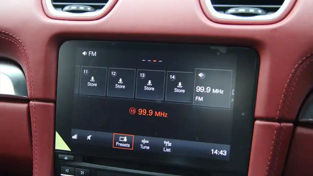 Foto - First Drive: Porsche 718 Boxster 2017