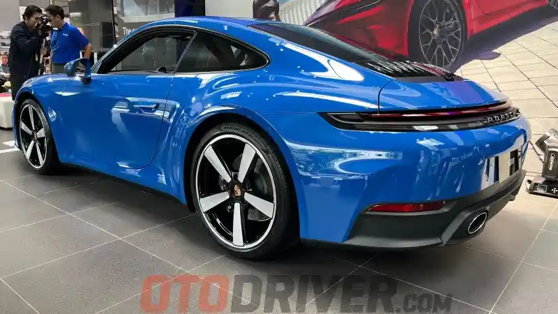 Foto - Porsche 911 Facelift Resmi Meluncur Di Indonesia