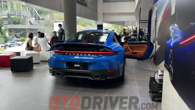 Foto - Porsche 911 Facelift Resmi Meluncur Di Indonesia