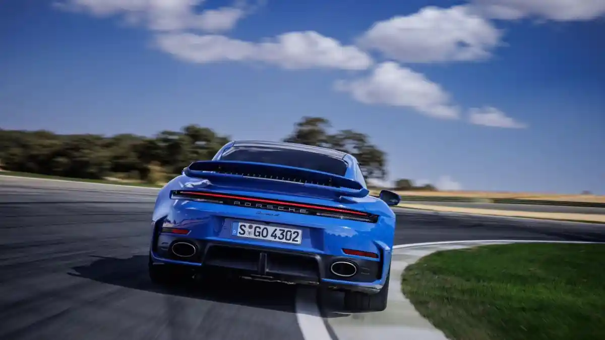 Foto - Strategi Porsche Di 2026, Ada Produk Baru Yang Ikonik