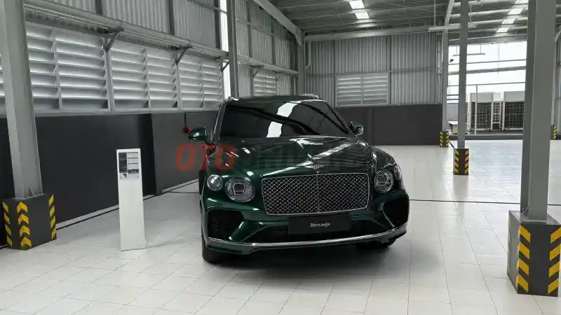Foto - Eurokars Group Untuk Pertama Kalinya Tawarkan Mobil Bekas, Mulai Porsche Hingga Bentley