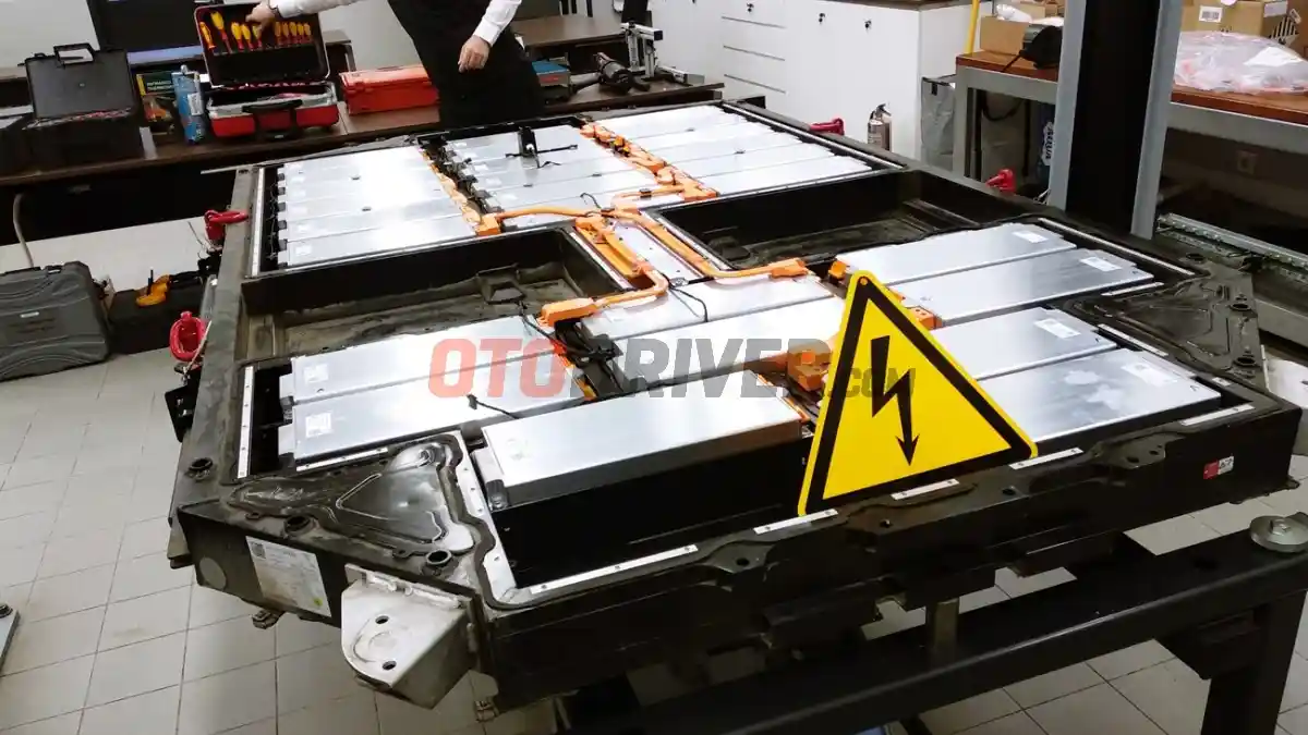 Foto - Porsche Centre Jakarta Open House Terbuka Bagi Umum