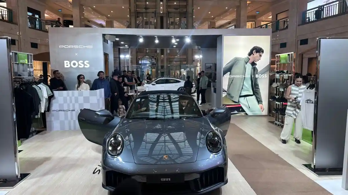 Foto - Porsche Kolaborasi Dengan BOSS, Bangun Pop-Up Store Pertama Di Asia Tenggara