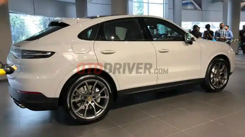 Foto - GALERI: Porsche Cayenne Coupe (16 FOTO)