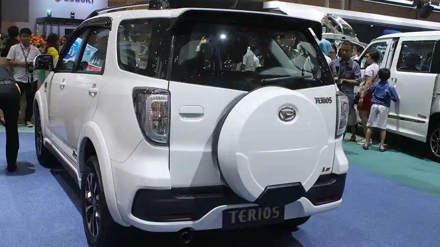 Foto - Daihatsu Terios Bisa Diperoleh Hanya Dengan Rp 40 Jutaan!