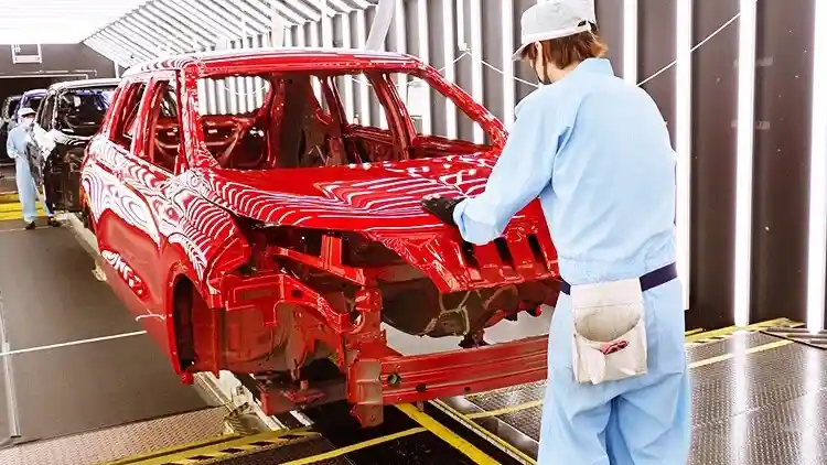 Berita - Mengecat Mobil, Cara Tetap Butuh Peran Lima Indera Manusia