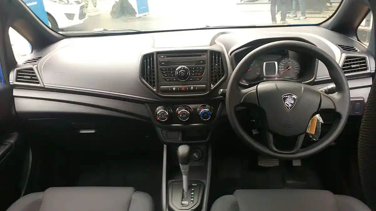 Foto - FIRST DRIVE: Proton Iriz 1.3L 2017