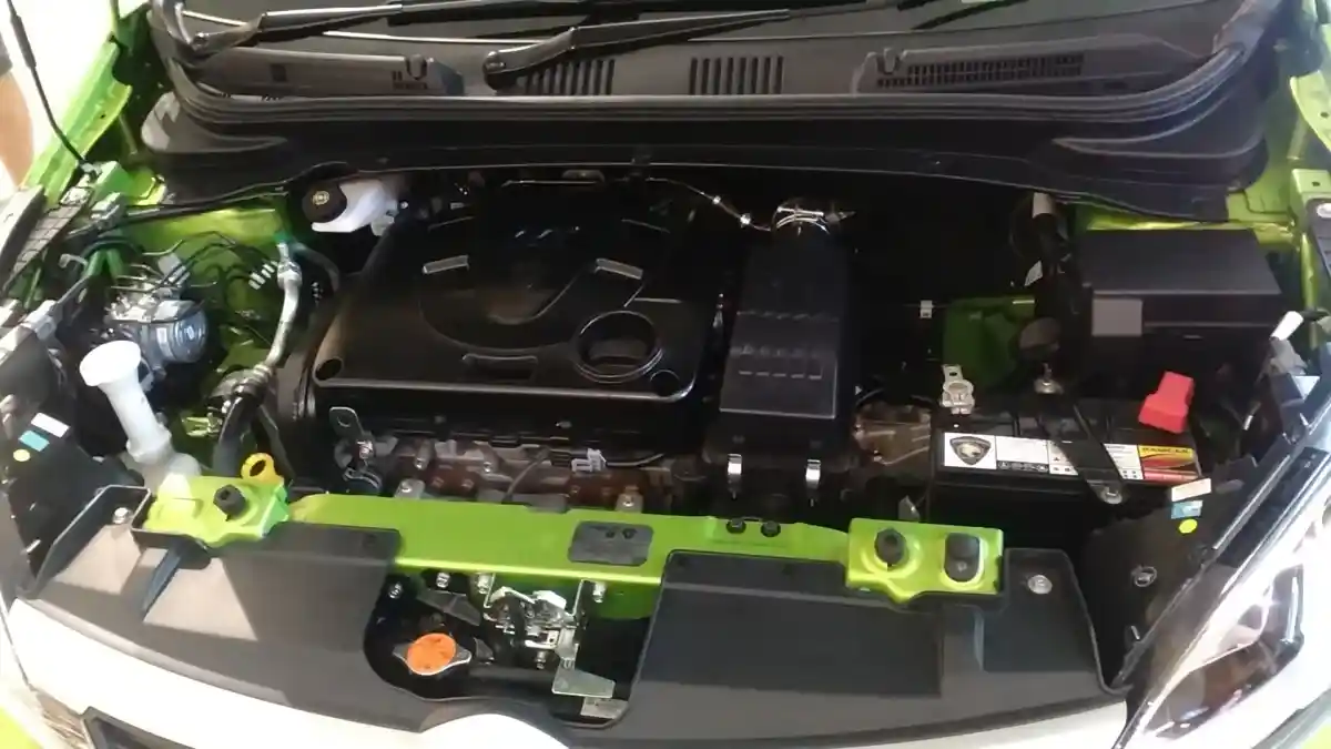 Foto - Kenapa Proton Iriz 1.600 CC Tak Didatangkan Ke Indonesia?