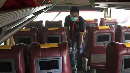 Bus - Bus Putera Mulya Lakukan Antisipasi Penyebaran Virus Corona