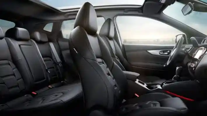 Foto - Apa Bedanya Nissan Qashqai dengan X-Trail?