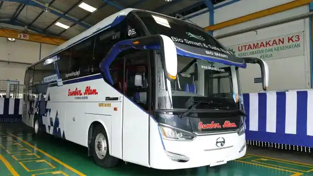 Berita - Hino Indonesia Academy Siap Latih Calon Driver Truk dan Bus