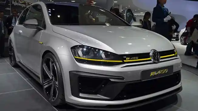 Berita - Rayakan 40 Tahun, VW Siap Hadirkan Golf Bertenaga 400 DK!