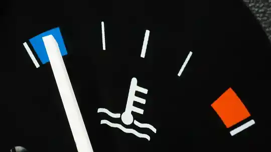 Foto - Hari Minggu Cocoknya Cek Cairan Satu ini