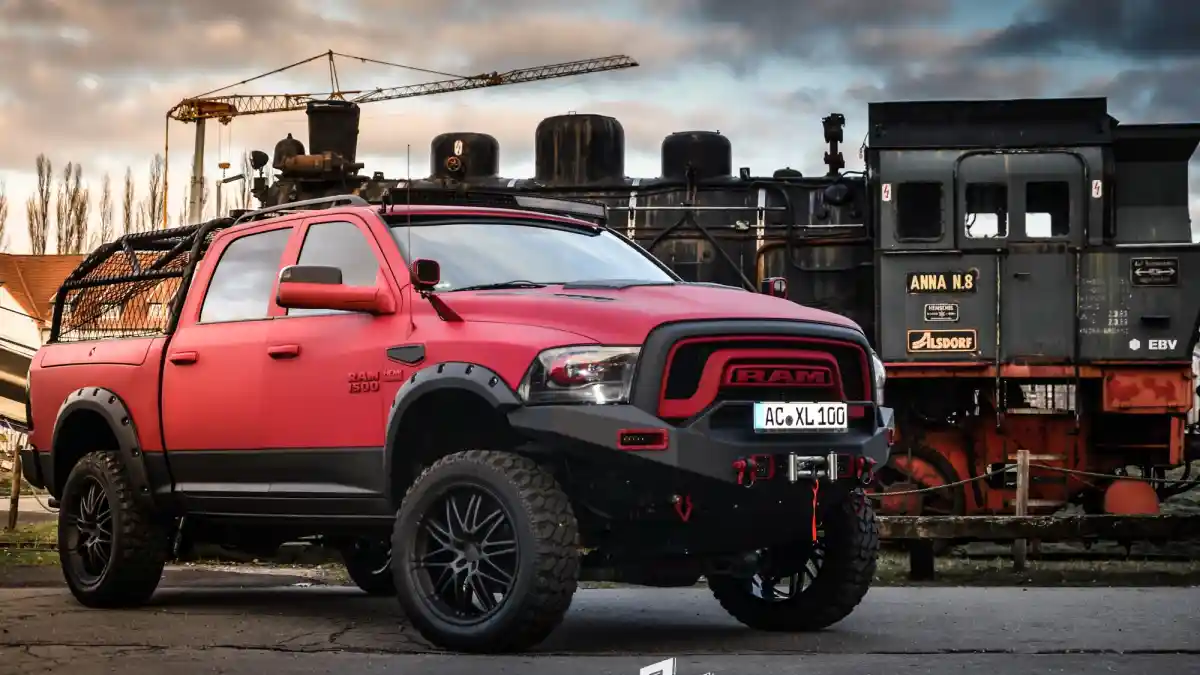 Pikap - Cara Unik Orang Jerman Memodifikasi Pikap Amerika