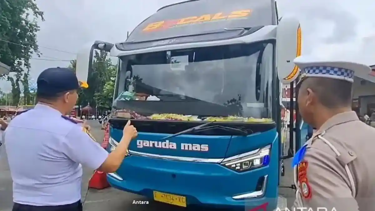 Bus - Ramp Check Bus Selama Operasi Keselamatan 2025