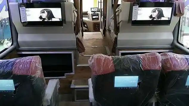 Foto - Bus Tingkat Anyar PO Rosalia Indah, Mulai Pakai Livery Baru