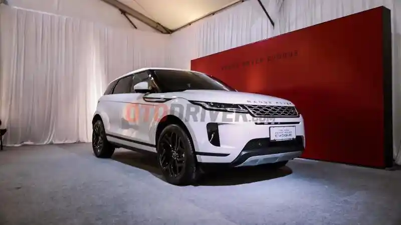 Foto - Range Rover Evoque Generasi Kedua Resmi Dijual Dengan Harga RP 1,7 M
