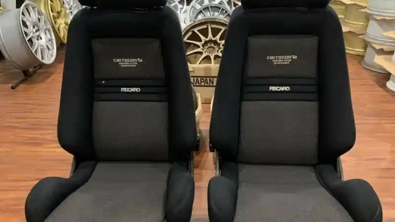 Foto - Recaro Automotive GmbH Bangkrut. Jok Recaro Bakal Jadi Barang Langka?