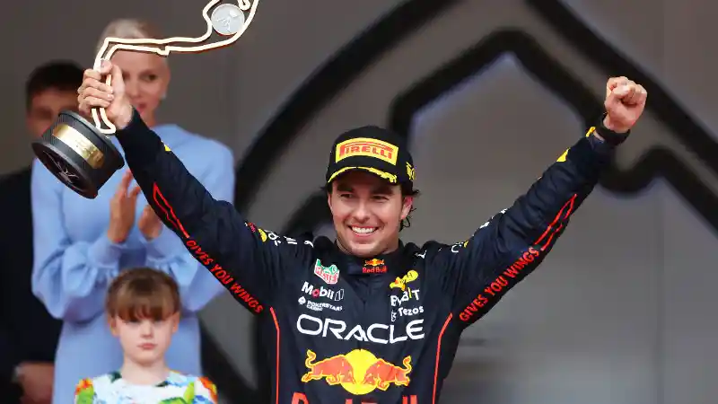 Foto - Tim Redbull Racing F1 Amankan Podium F1 GP Monaco