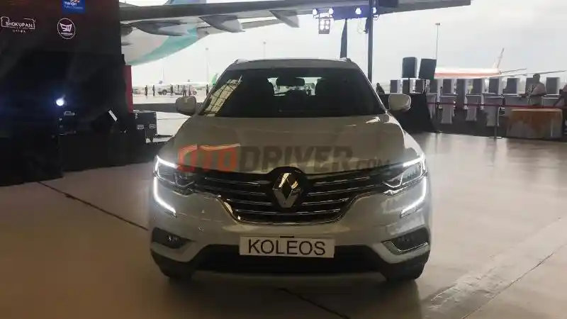 Foto - Renault Yakin Koleos Bisa Lebih Laris Karena Sudah Punya 2 Fitur ini