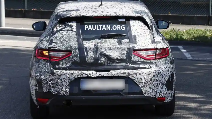 Foto - Megane Generasi Ke 4 Tertangkap Kamera