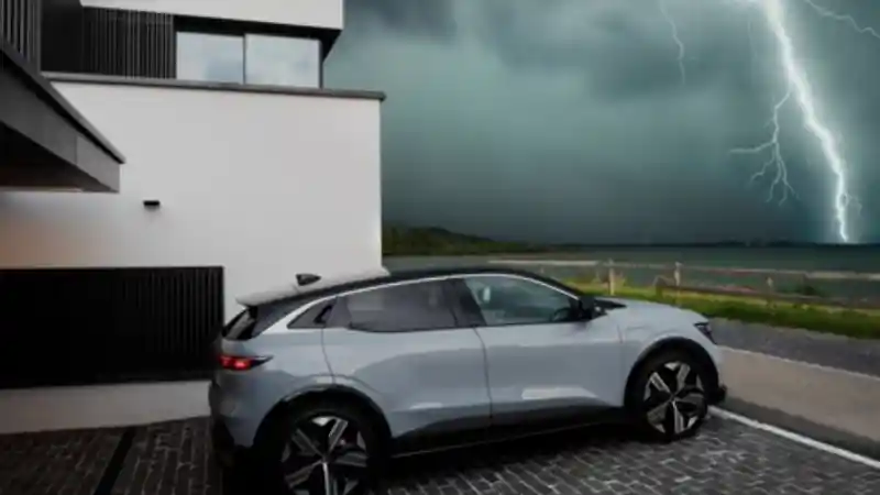 Foto - Renault Perkenalkan Mobil Listrik Berbasis Android, Simak Performanya