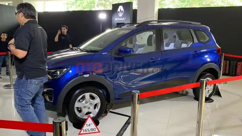 Foto - Renault Triber Resmi Diperkenalkan!