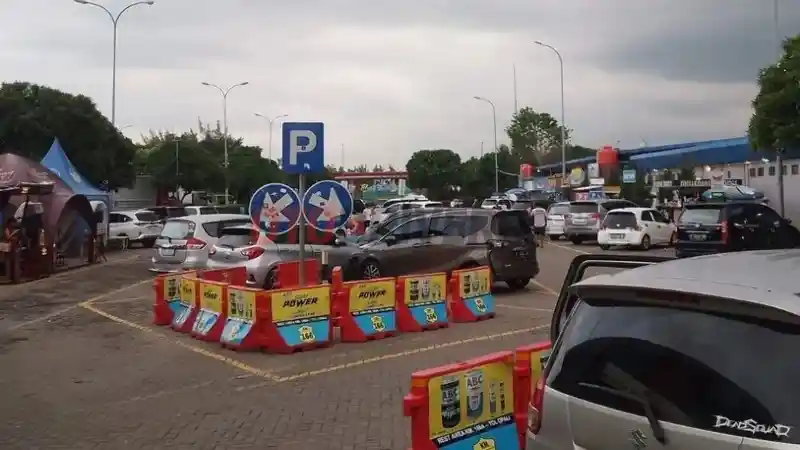 Foto - Jasa Marga: Kurang Saldo E-Toll Tidak Bisa Pinjam Kartu Lain