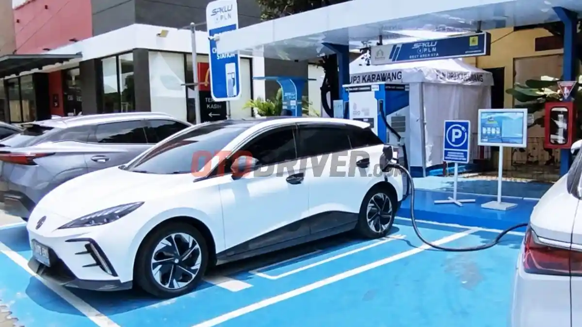 Foto - Lebaran Di Jakarta Mungkin Tetap Macet Karena 4 Jutaan Warga Tidak Mudik