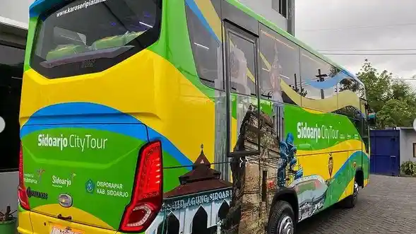 Foto - Kerennya Bus Sidoarjo City Tour Anyar, Garapan Karoseri Piala Mas