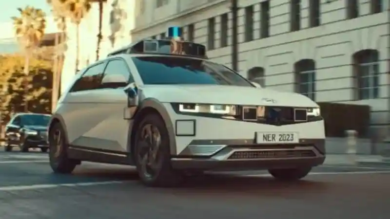 Foto - Robotaxi Berbasis Hyundai Ioniq 5 Sudah Dioperasikan, Berikut Impresinya