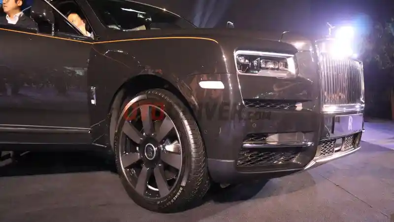 Foto - GALERI: Rolls-Royce Cullinan (21 Foto)